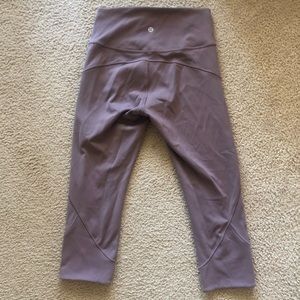 Lululemon In Movement 19’ Crop Leggings SOLD OUT